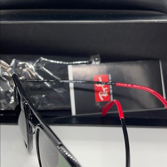 BNIB Never Worn Rayban Ferrari Scuderia Rb3748 - Picture 6 of 8